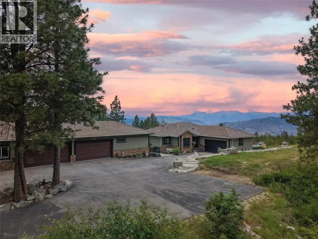 1370 Bullmoose Way, Osoyoos